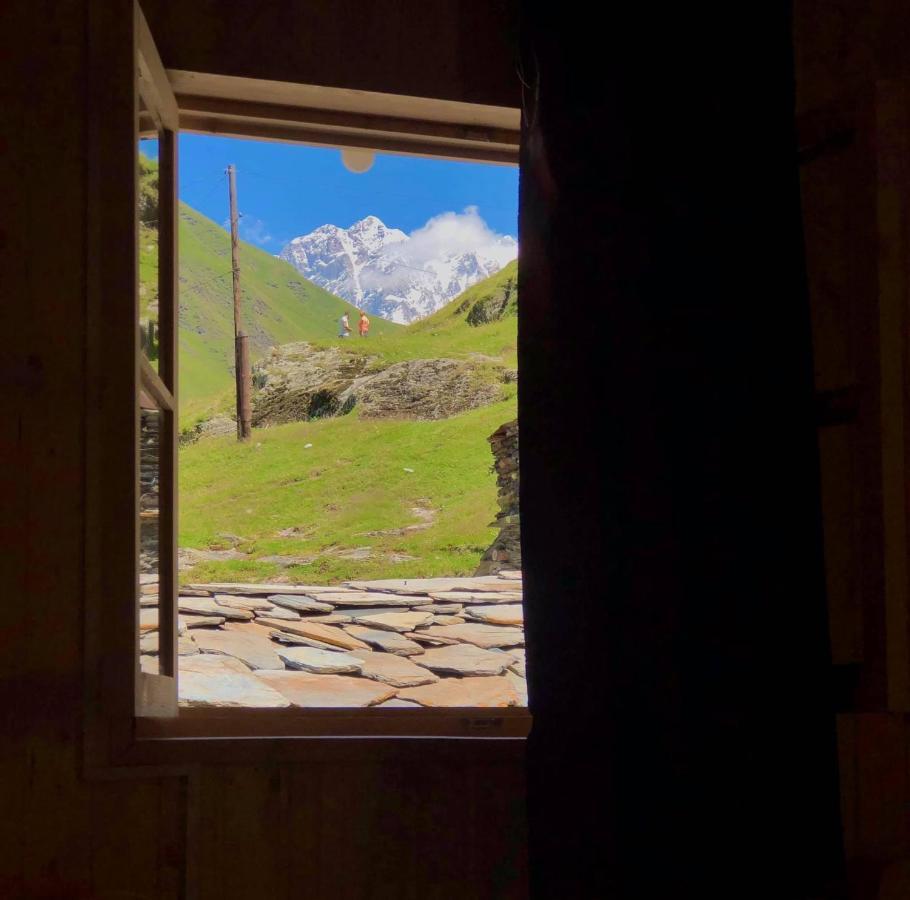 Hotel Ushguli 12 Century Exterior foto