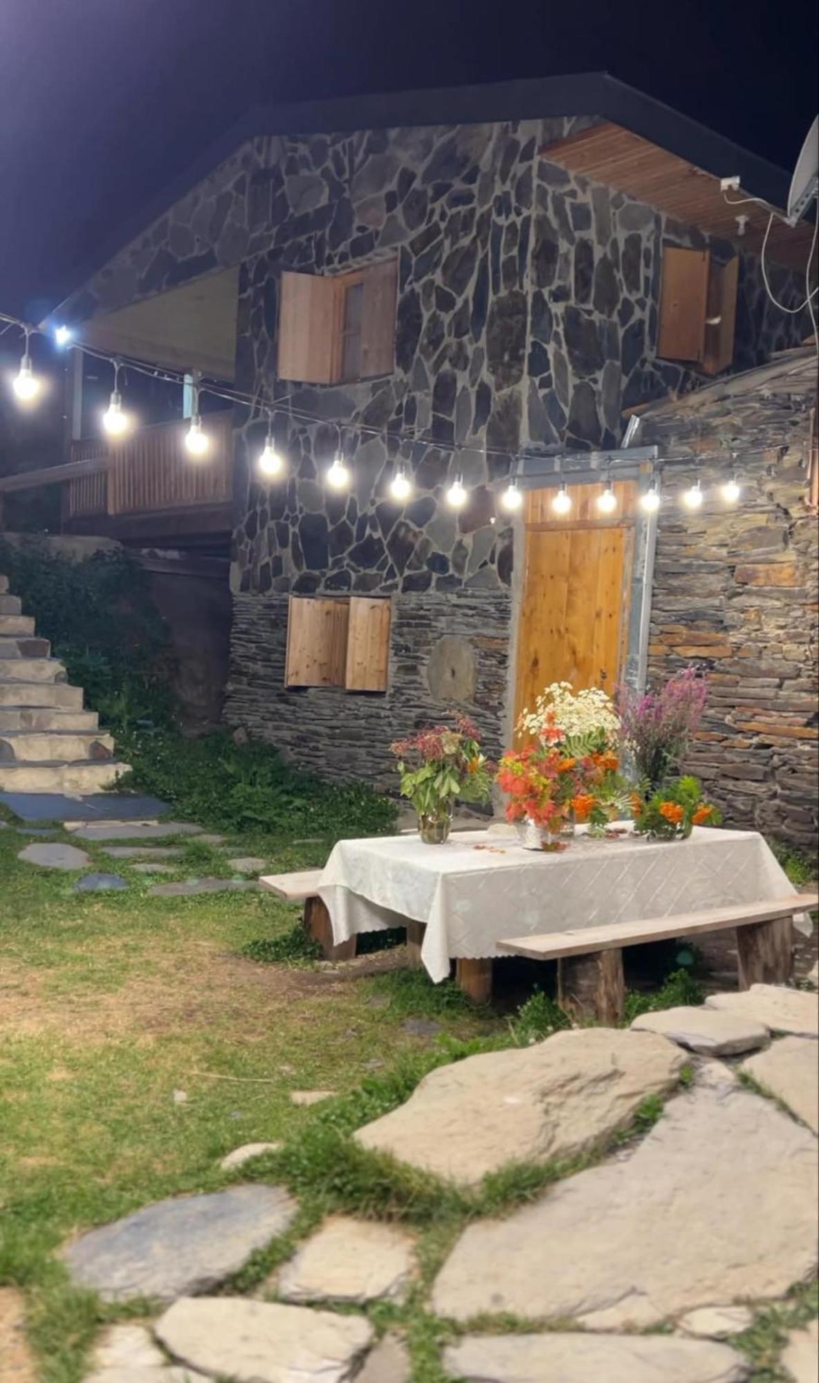 Hotel Ushguli 12 Century Exterior foto